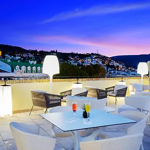 4* Hotel Eurostars Puerta Real